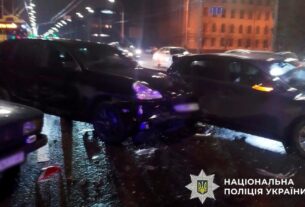 Новини Києва - У Києві п’яний водій Porsche Cayenne влаштував ДТП і стрілянину