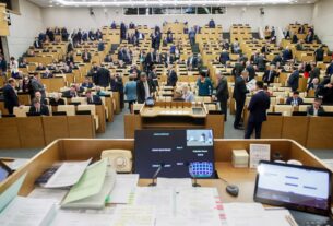 Новини світу - У РФ 76% чиновників влаштували родичів у владу