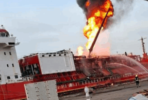 Новини світу - В Румунії евакуювали село після влучення дрона РФ в танкер з газом