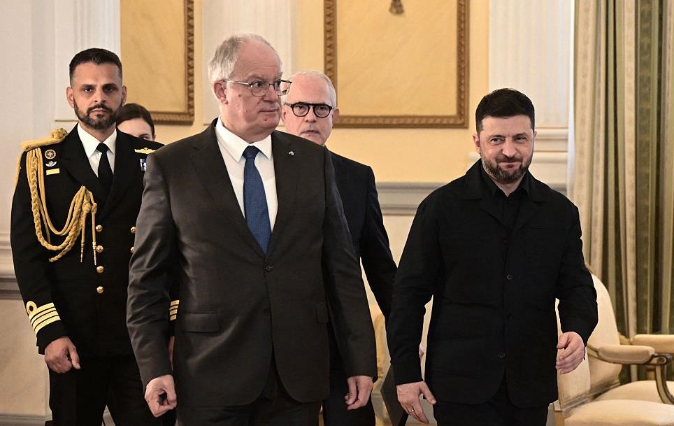 Новини політики - Зеленський прибув до Афін