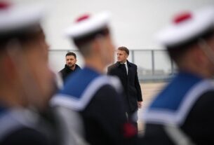 Новини України - Зеленський прибув у Париж і зустрівся з Макроном