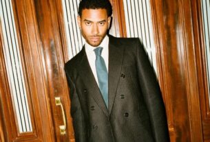 Новини спорту - Брат футболіста МЮ влаштував акцію на трибунах під час матчу