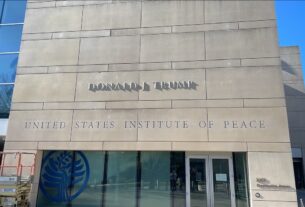 Новини світу - Інститут миру США перейменували на честь Трампа