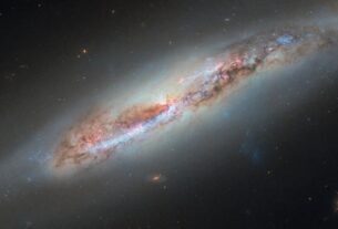 Технології - Хаббл показав нову деталь у галактиці за 60 млн світлових років