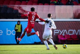 Новини спорту - Кривбас і Колос помірялися м'язами і видали 1:1