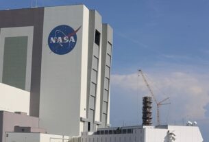 Технології - NASA обіцяє повернути США на Місяць до кінця президентства Трампа