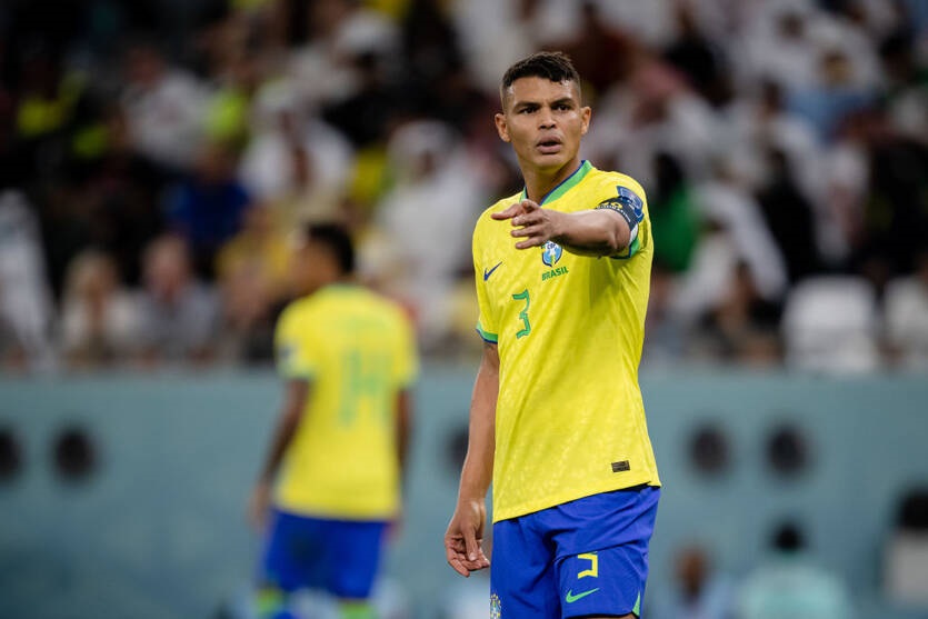 Новини спорту - Офіційно: Тьяго Сілва знову гратиме в Європі