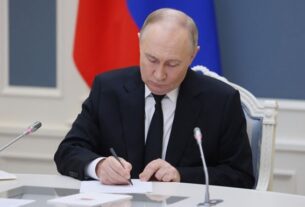 Новини світу - Путін наказав направити резервістів на захист "критичних об'єктів" РФ