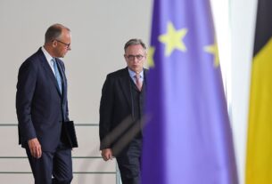 Новини політики - "Репараційний кредит": Мерц поїхав особисто переконувати Бельгію