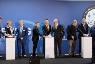 Новини бізнесу - Rheinmetall відкрив гібридний завод в Угорщині