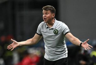 Новини спорту - Ротань оштрафований за те, що не став добирати слів у розмові з рефері