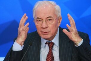 Новини України - Суд оголосив вирок Азарову