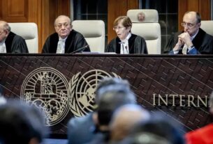 Новини світу - Світ навиворіт: РФ звинувачує Україну у геноциді, коли сама винна