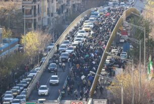 Новини світу - Тегеран охопили наймасовіші за три роки протести