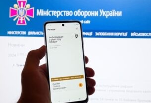 Новини України - В Міноборони пояснили, що буде з паперовими військовими квитками