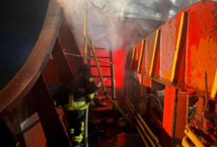 Новини України - В Одесі через нічну атаку РФ пошкоджене цивільне судно