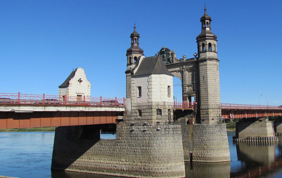 Новини світу - В разі нападу з РФ і Білорусі: країни Балтії готуються підривати мости