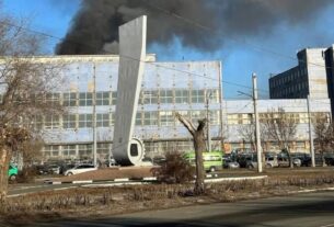 Новини світу - В російському Орську пожежа на оборонному заводі
