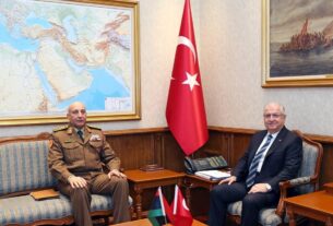 Новини світу - В Туреччині розбився літак глави Генштабу Лівії