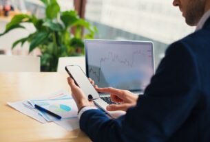 Новини бізнесу - В Україні за рік закрилось 11 тис. компаній: стали відомі "довгожителі"