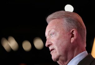 Новини спорту - Воррен уважає показовою відсутність реакції Джошуа на пропозицію про бій