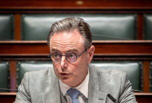 Новини світу - ЄС розглядає варіант "ізоляції" Бельгії через "репараційну позику" - ЗМІ