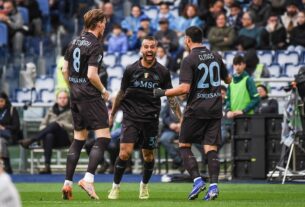 Новини спорту - Емоційні італійці заробили три вилучення в матчі Наполі-Лаціо