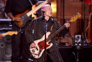 Новини культури - Flea з Red Hot Chili Peppers анонсував сольний альбом і світовий тур