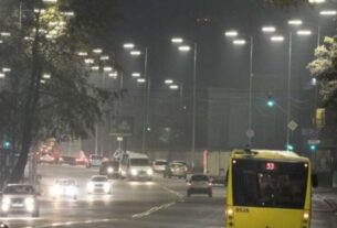 Корупція - Інженера КП Київміськсвітло судитимуть за переплату понад 3 мільйони гривень на опорах для світильників