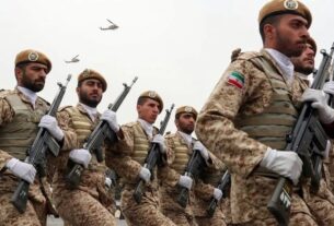 Новини світу - Іран закрив повітряний простір і привів війська у повну бойову готовність