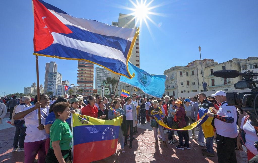 Новини світу - Куба заявила про загибель 32 своїх громадян під час вивезення Мадуро