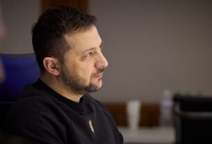 Новини України - Президент розповів про три напрямки обговорень із радниками з нацбезпеки