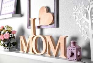 Без категорії - Свято вдячності: чим порадувати маму у її День народження