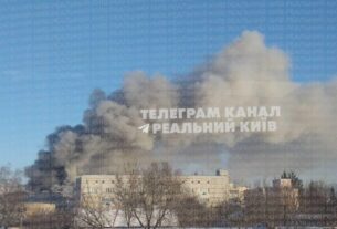 Новини Києва - У Києві спалахнула масштабна пожежа на складі