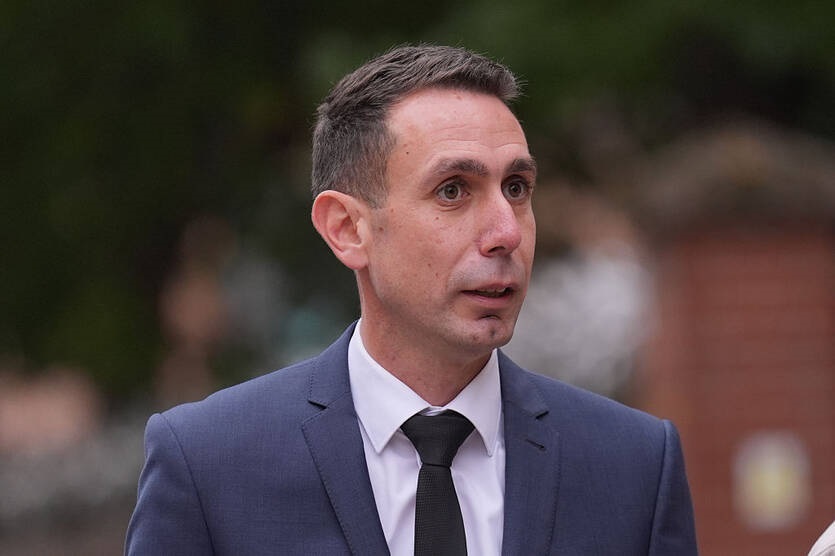 Новини спорту - В Англії рефері, який нахамив Клоппу, попався на кокаїні та любові до дітей