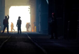 Новини бізнесу - Запоріжсталь призупинила виробництво через атаку Росії